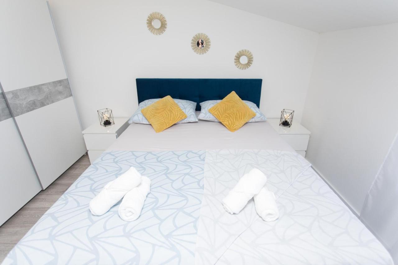 Apartment Gold Podstrana Esterno foto