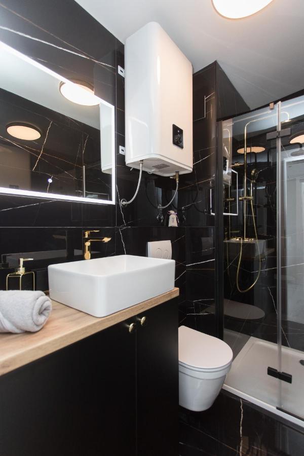 Apartment Gold Podstrana Esterno foto